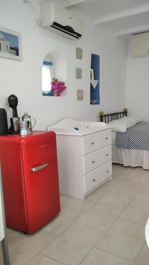 Traditional Renovated House In The Centre Of Anafi Bagian luar foto