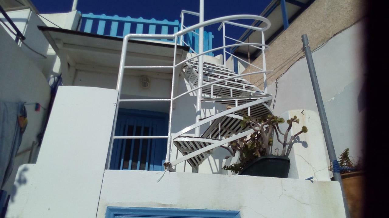 Traditional Renovated House In The Centre Of Anafi Bagian luar foto